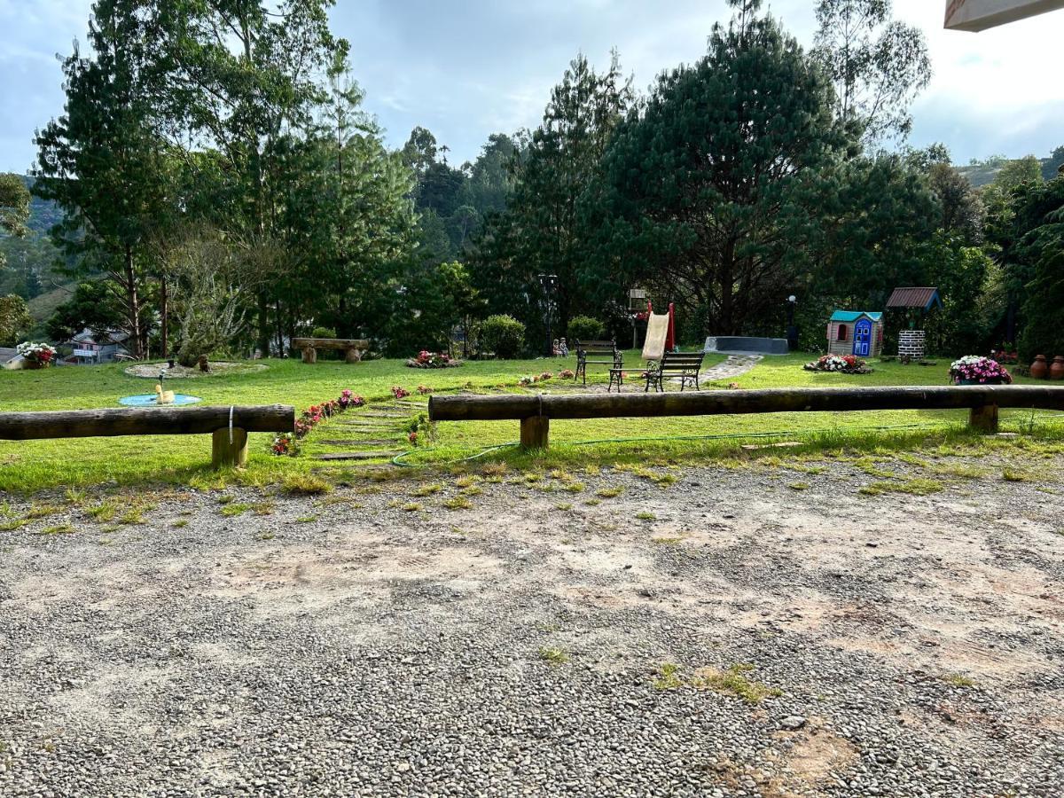 Apartamento Apartamento Encantador Com Lareira Interna Campos do Jordão